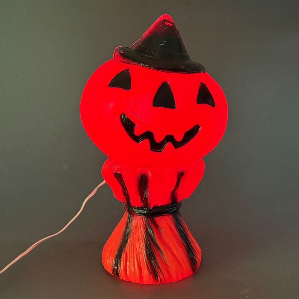 Halloween Vintage Jack-O-Lantern Blow Mold Illuminated Empire Plastic Corp 1969